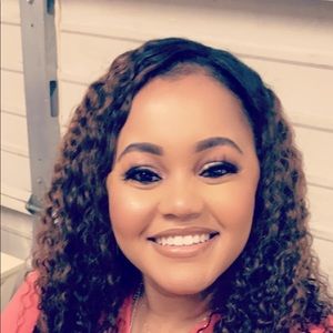 Meet your Posher, Gabrielle